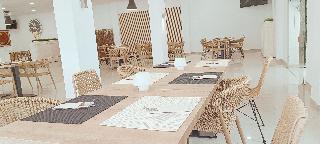 Flight + Stay at Puchet image 195