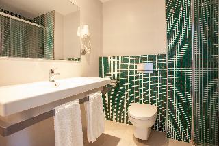 Flight + Stay at Puchet image 175