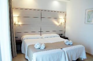 Flight + Stay at Puchet image 115