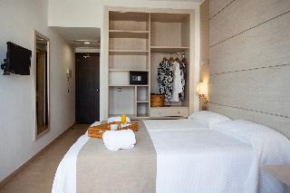 Flight + Stay at Puchet image 111