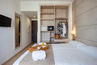 Flight + Stay at Puchet image 110