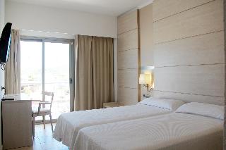 Flight + Stay at Puchet image 47