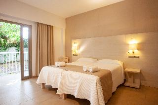 Flight + Stay at Puchet image 34