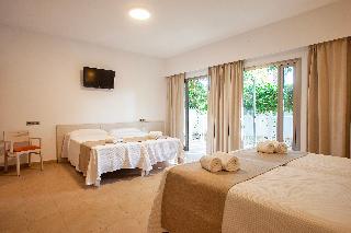 Flight + Stay at Puchet image 156