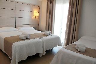 Flight + Stay at Puchet image 120