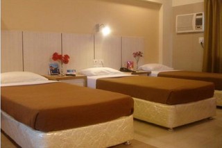 Hotel Host Inn International Mumbai - Zimmer