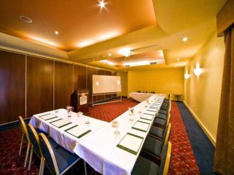 Conferences
 di Mid City Motel Warrnambool