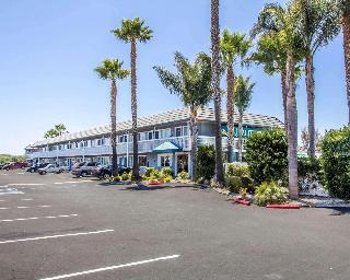 The Grove at Pismo Beach