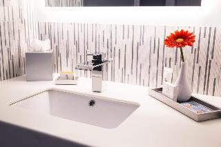 Stay at BLVD Hotel & Suites