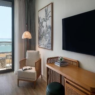 Room Room