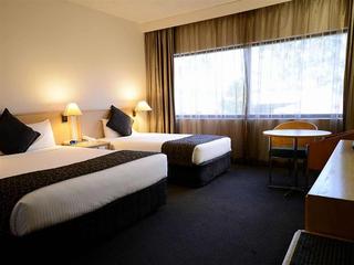 Room thumbnail 8