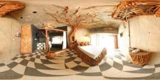 Room thumbnail 2