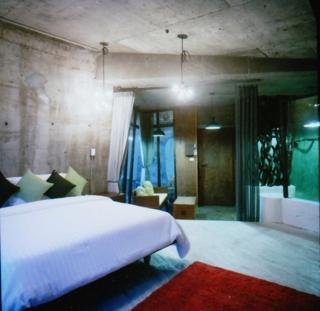 Room thumbnail 5