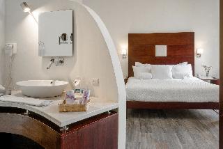 Patio suite