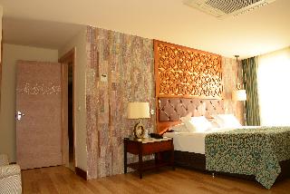 Family Connecting Room