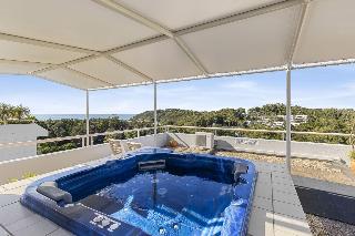 Pool
 di Novotel Coffs Harbour Pacific Bay Resort