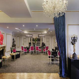 Sofitel Queenstown Hotel Spa