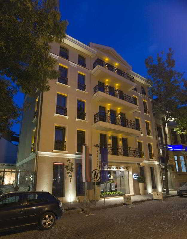 General view
 di Famous House