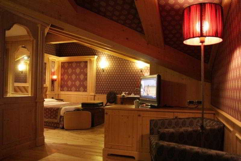 Room
 di Cristal Palace