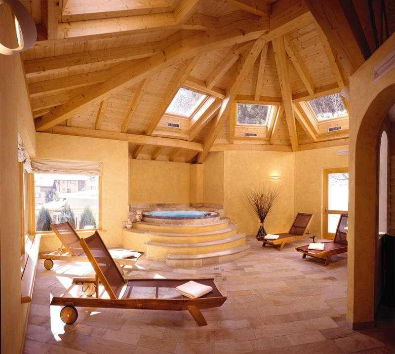 Sports and Entertainment
 di Savoia Palace