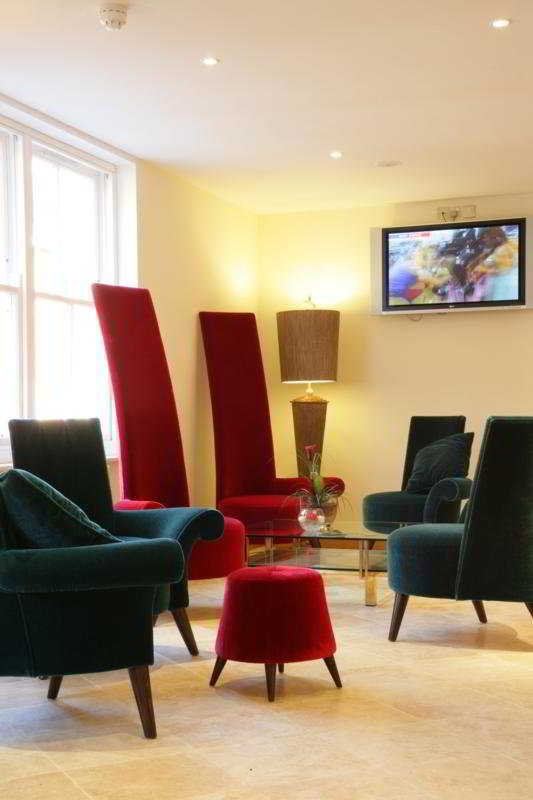 Lobby
 di Pinewood Hotel