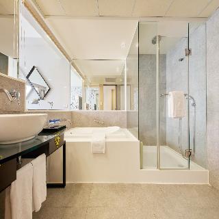 Room:TWN.AS