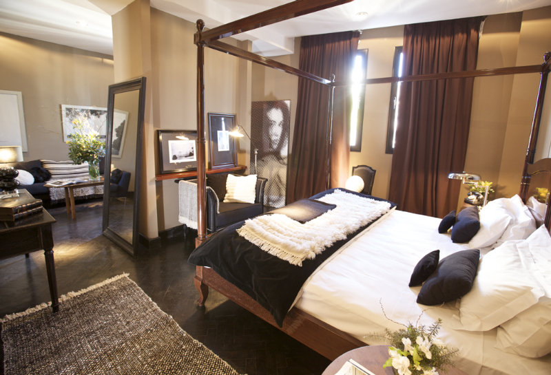 Ultra Hotel - Zimmer