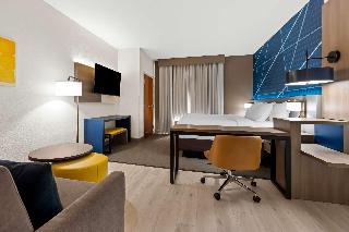 1 King Bed, Suite, Nonsmoking