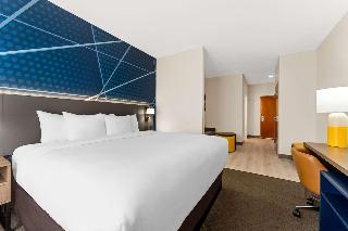 1 King Bed, Suite, Nonsmoking