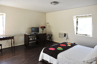 Room
 di Neruda Express