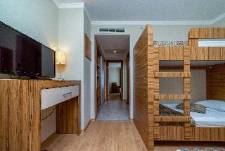Family Connecting Room