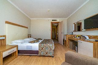 Family Connecting Room