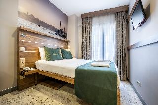 The Pera Hotel