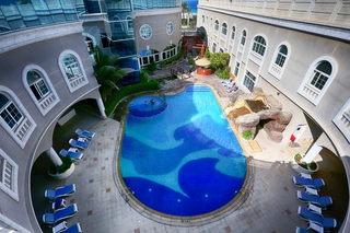 Sharjah Premiere Hotel & Resort - Pool