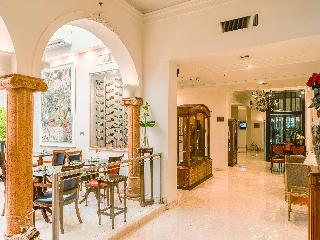 Melia Recoleta Plaza