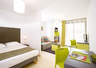 Room
 di Park and Suites Elegance La Ciotat