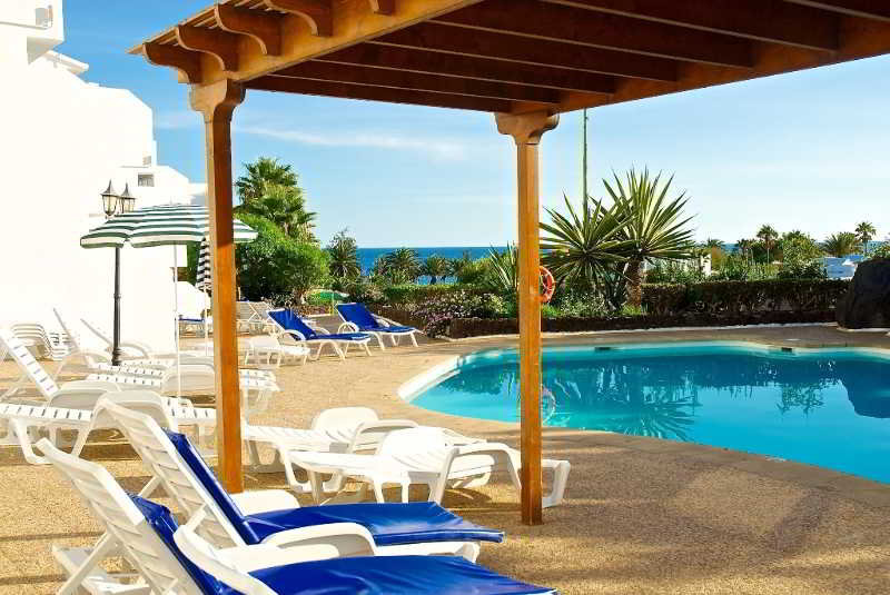 Pool
 di Camel Spring