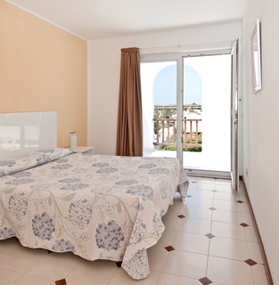 Room
 di Camel Spring