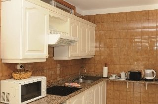 Room
 di Camel Spring