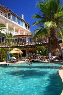 Pool
 di Gloria Maris