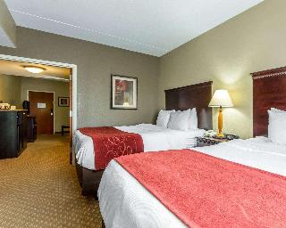 2 Queen Beds, Suite, Nonsmoking, Upgrade