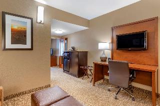 1 King Bed, Suite, Nonsmoking, Upgrade