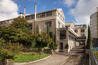 Kiwi International Hotel