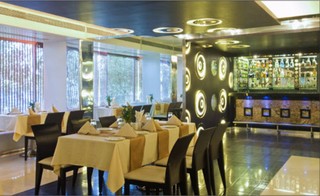 Hotel Solitaire Mumbai - Restaurant