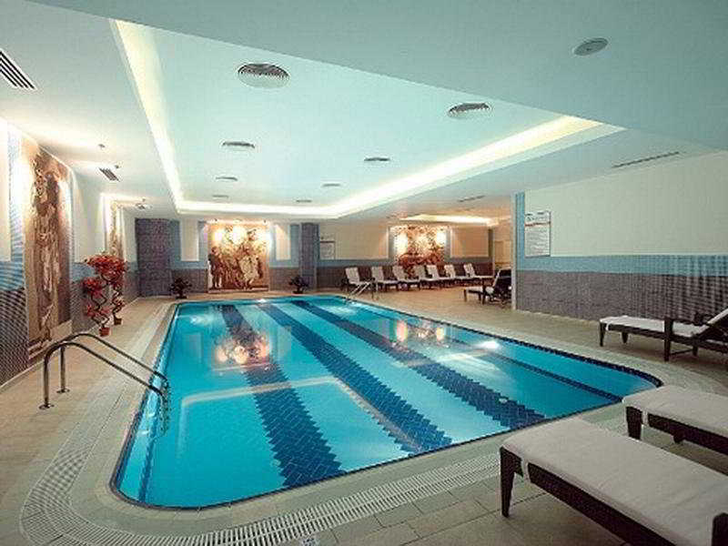 Pool
 di Kaya Artemis Resort & Casino