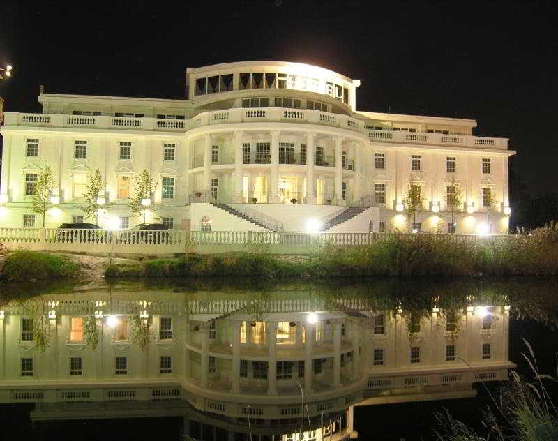 General view
 di Senators Park