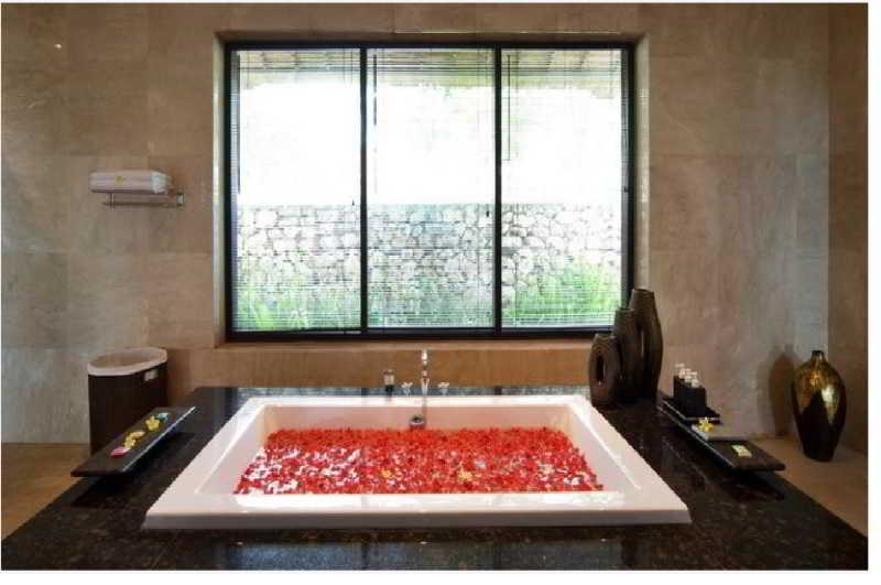 Room thumbnail 9
