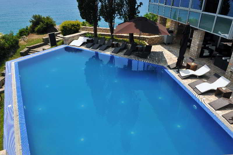 Pool
 di Avala Resort & Villas