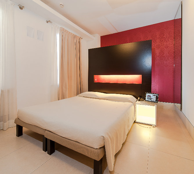 Room
 di SAVOY HOTEL PARMA