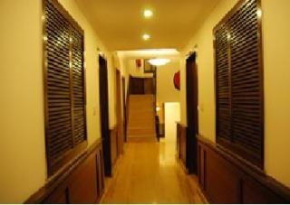 General view
 di White House Continental